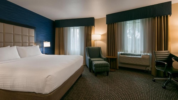 Holiday Inn Express Bellingham by IHG image 9